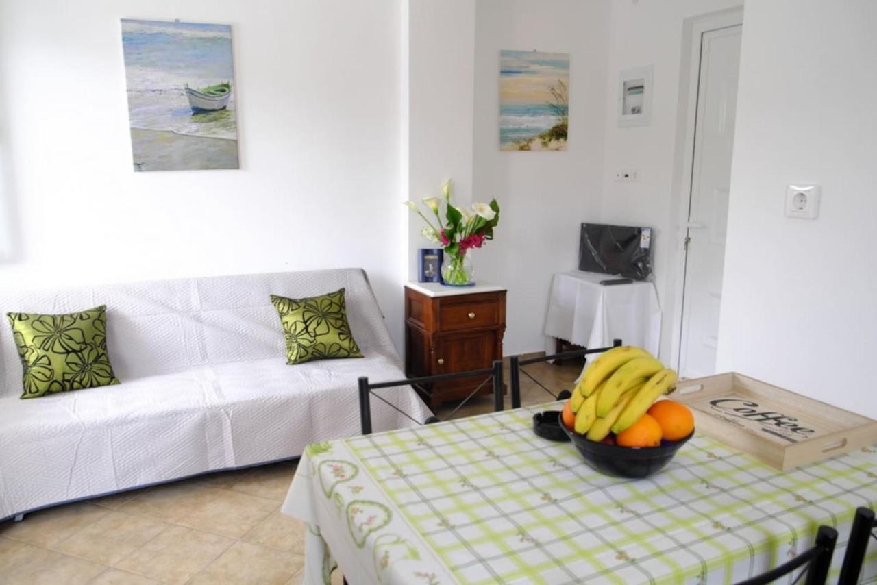 Marathona'S Apartment Aegina Zewnętrze zdjęcie
